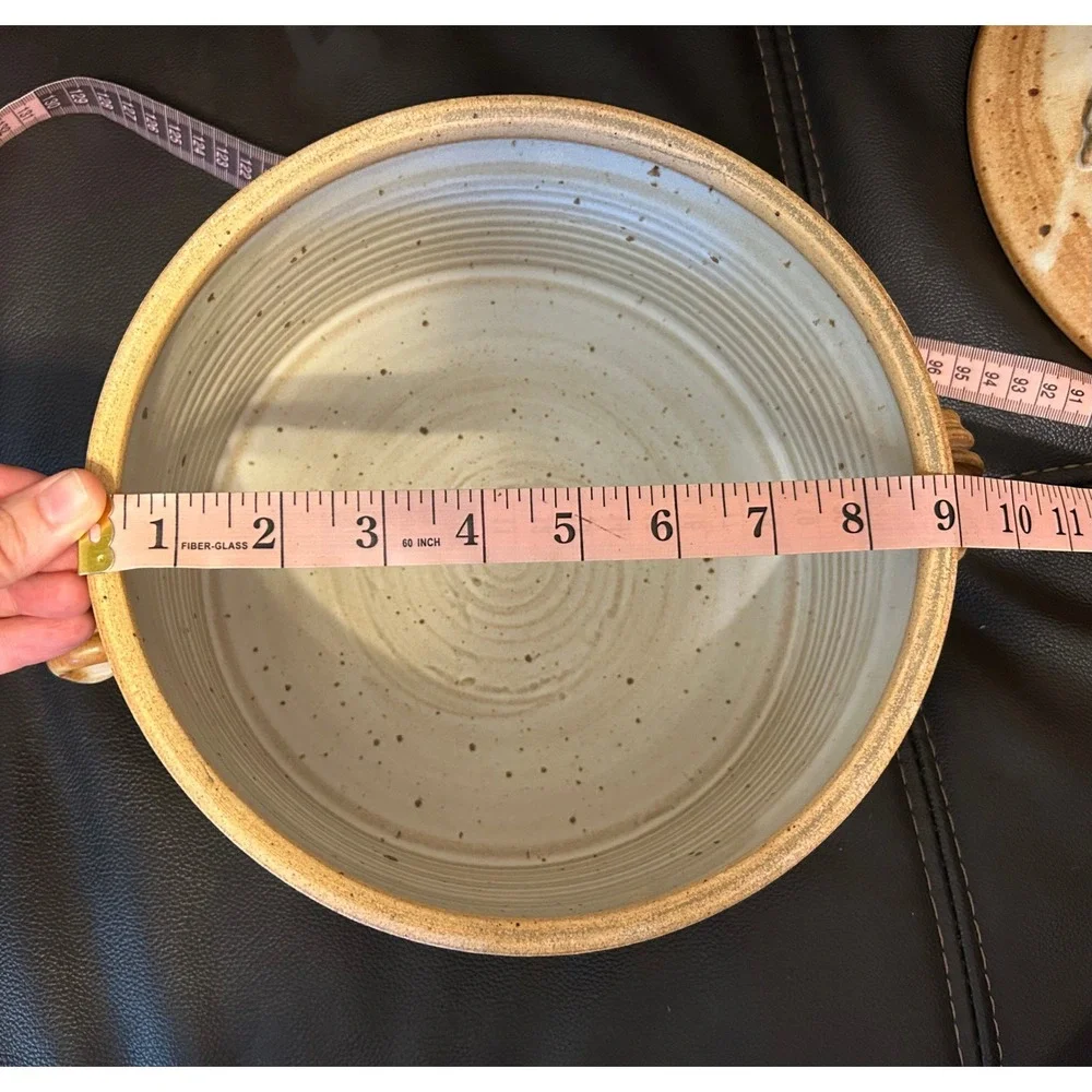 VTG. Handmade Earthenware Lidded/Handle Dish. Glazed, Cream/Brown.